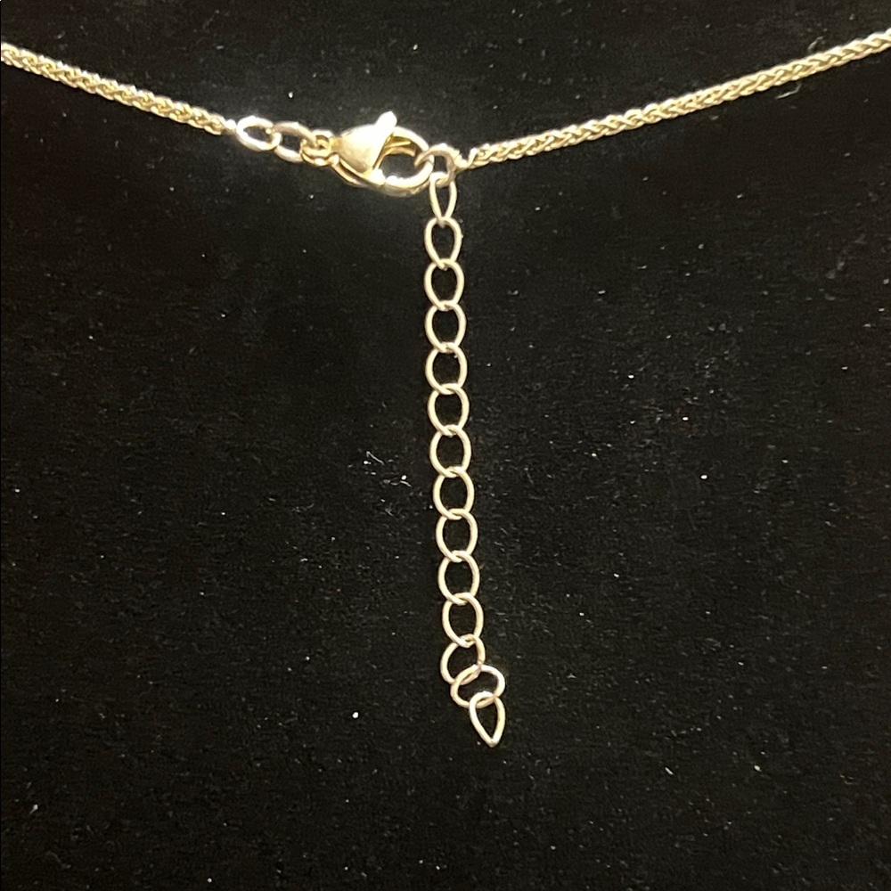 Puffy Initial "E" Pendant Necklace - image 4